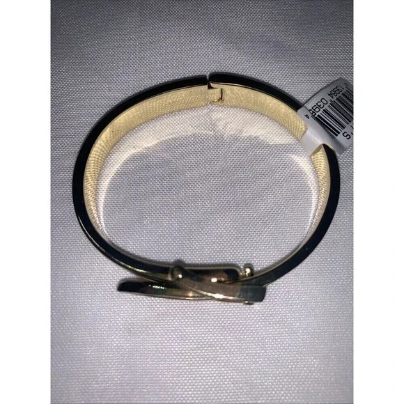 Macy’s Belt buckle design Gold  coloured bracelet Fashion Jewelry - Picture 5 of 12